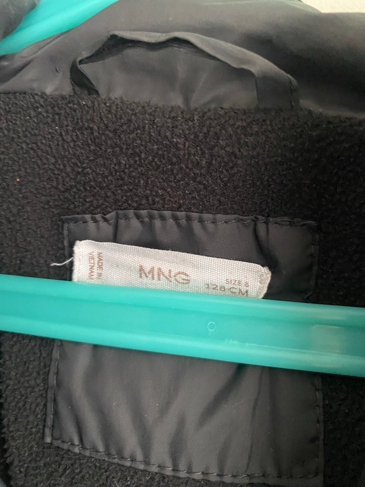 Siyah Fermuarlı Erkek Çocuk Mont - Görsel 2