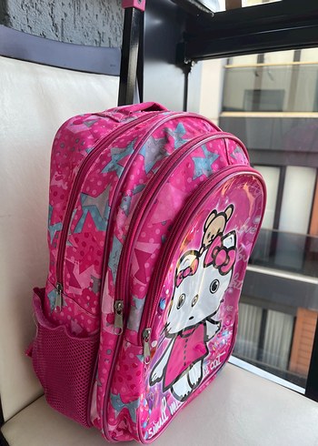 Beden Hello Kitty Desenli Çekçekli Üç Bölmeli Okul Sırt Çantası