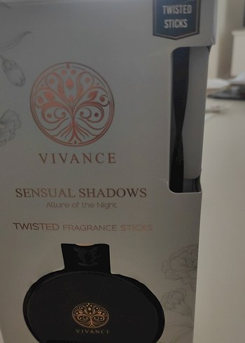  Beden Vivance Sensual Shadows oda kokusu