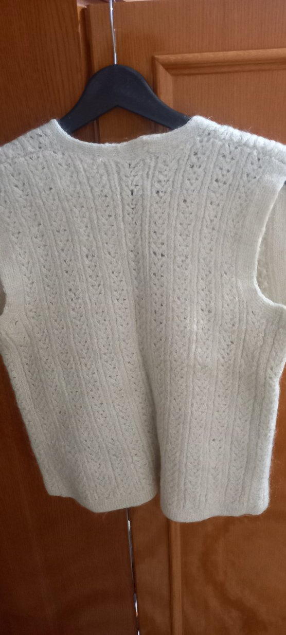 Kadın krem Örgü Kolsuz Yelek - Görsel 3