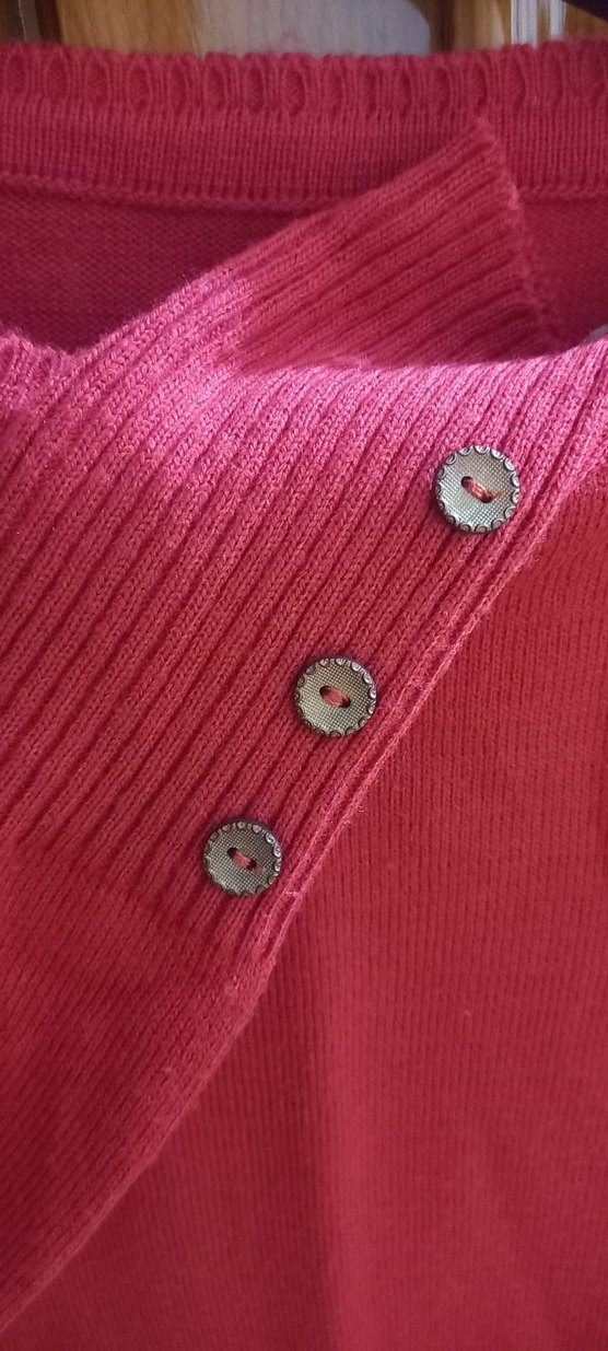 Düğmeli Kırmızı Kadın Triko Kazak - Görsel 3