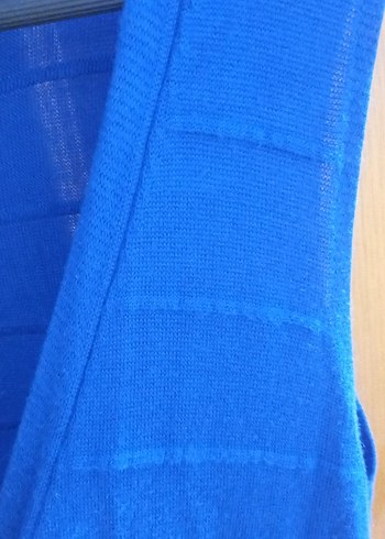 Parlak Mavi Dökümlü Kadın yelek - Görsel 3