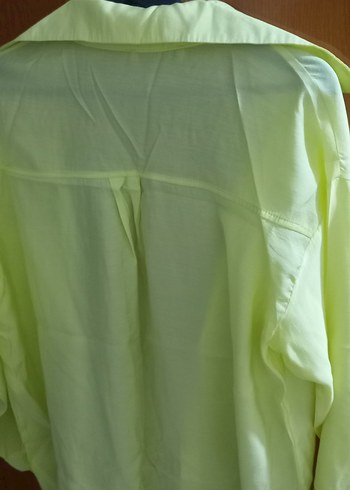 Sarı Düğmeli Kadın Gömlek - Görsel 3