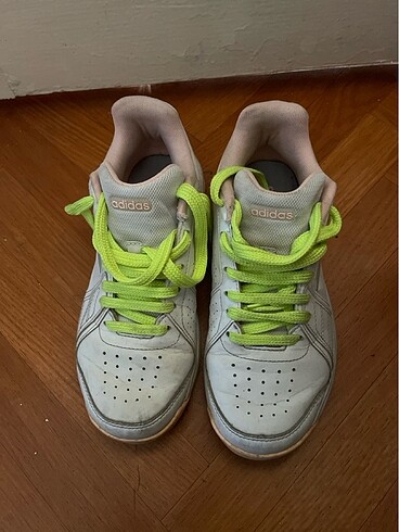 Orjinal adidas