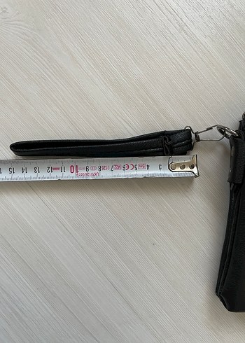 Zincir Detaylı Siyah Portföy Çanta - Görsel 6