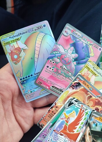  Pokemon kartları (fiyat 2 paket içindir) 