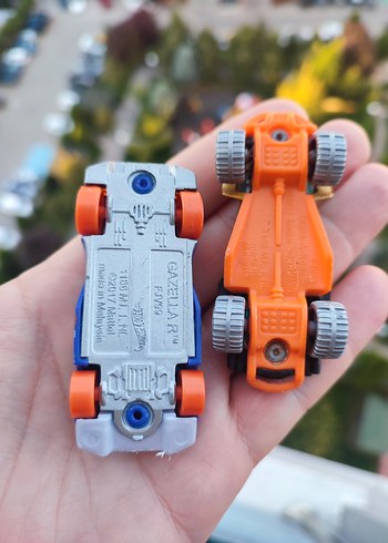 Beden 2017 mattel hot wheels oyuncak araba, 2sinin birlikte fiyatıdır