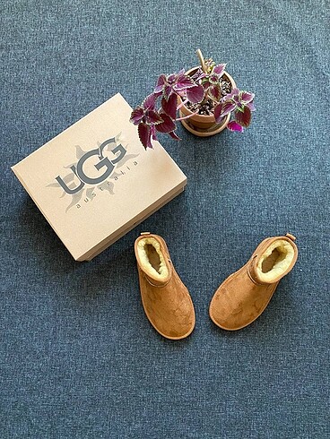 Diğer Ugg Bot