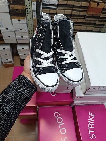 37 Beden Converse ayakkabı