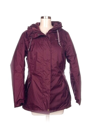 Decathlon Mont %70 İndirimli.