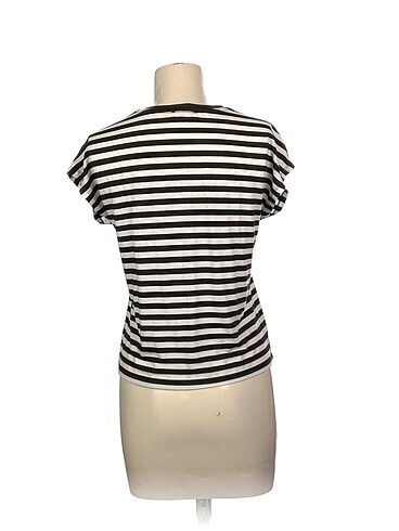 s Beden Koton T-shirt %70 İndirimli.