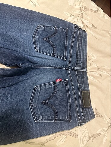 29 Beden Levis Kot Pantolon