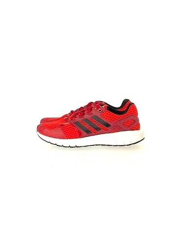 Adidas Spor Ayakkabı %70 İndirimli.