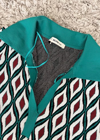 Uzun Kollu V Yaka Desenli Triko Elbise - Görsel 2