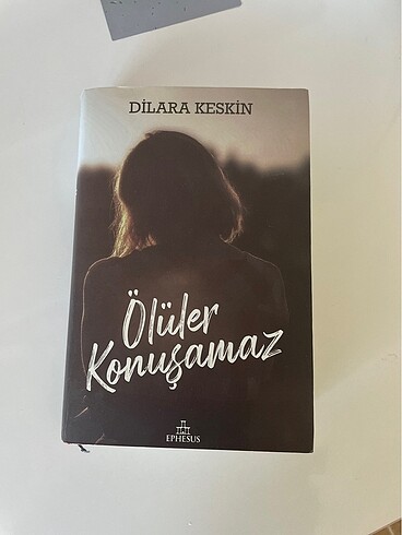Beden Ölüler Konuşamaz Posterli Ayraçlı - Ciltli Dilara Keskin