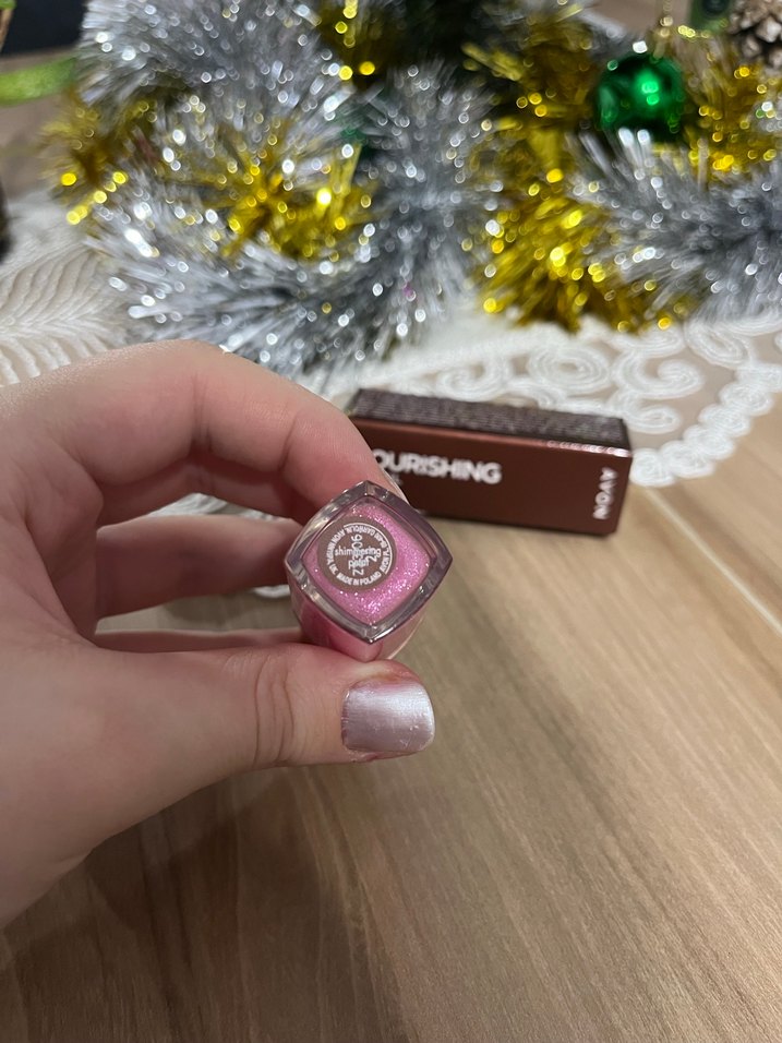 Parlak Pembe Besleyici Dudak Yağı - Görsel 2