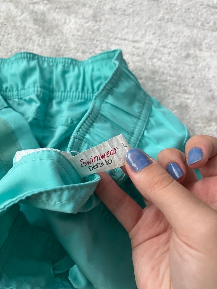 Turkuaz Bel Detaylı Mini Deniz Şortu - Görsel 5