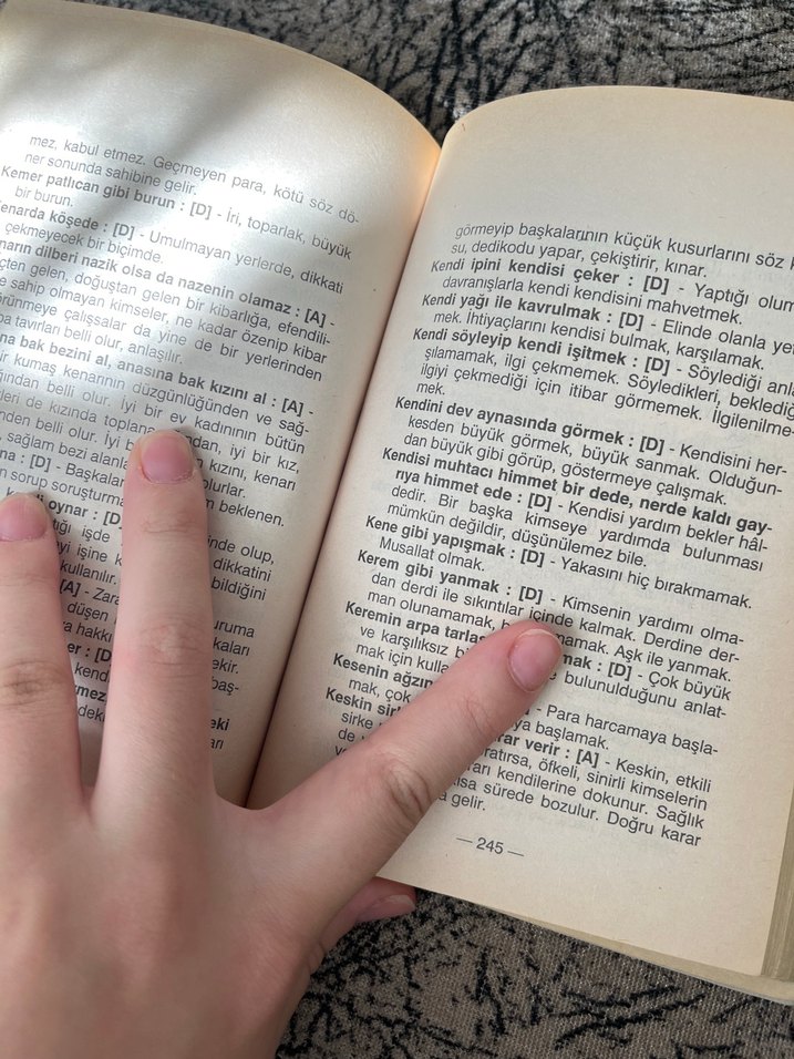 Atasözleri ve Deyimler Sözlüğü - Yeni Baskı - Görsel 3