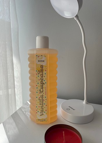 Avon Vanilya Kokusunda Duş Jeli