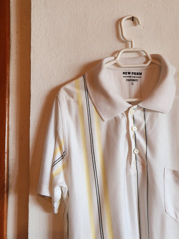 Beyaz Çizgili Kısa Kollu Polo Yaka Tişört
Açıklama - Görsel 4