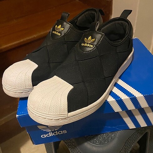 Adidas Superstar