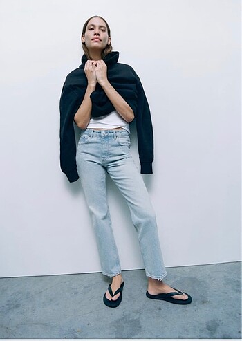 Zara straıght cropped fit jean