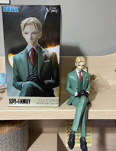 Spy x Family Loid figuru