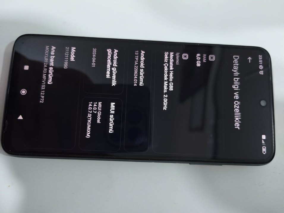 Siyah Android Telefon 6GB RAM - Görsel 2