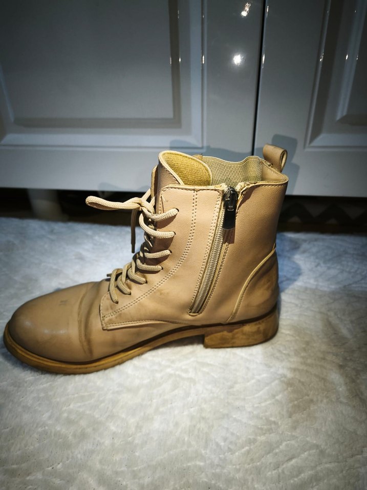 Bej Deri Stiletto Topuklu Kadın Bot - Görsel 2