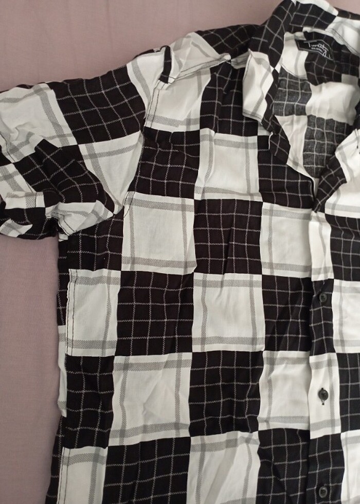 Kare desenli kısa kollu gömlek  - Görsel 2