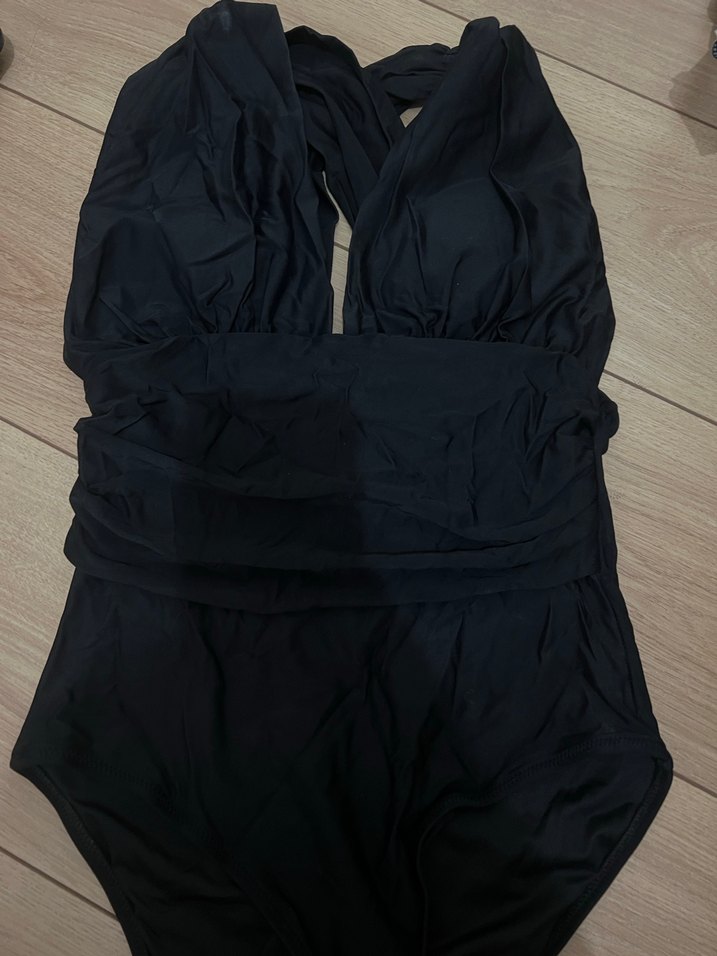 Trendyolmilla Siyah Drapeli Kadın Mayo - Görsel 3