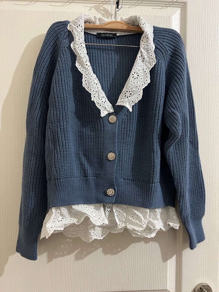Dantel Yakalı V Yaka Mavi Hırka - Görsel 2