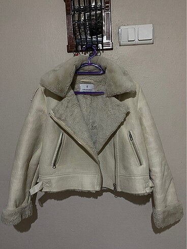 STRADIVARIUS KABAN