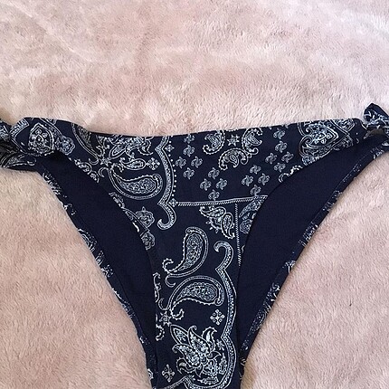 Hm bikini altı