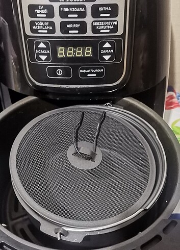  Beden Renk Karaca konusşan airfryer