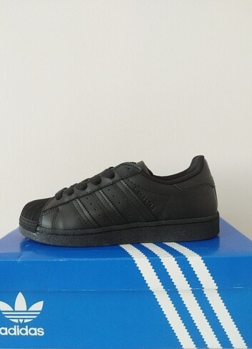 Adidas Superstar