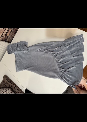 Gri Pliseli Mini Straplez Elbise