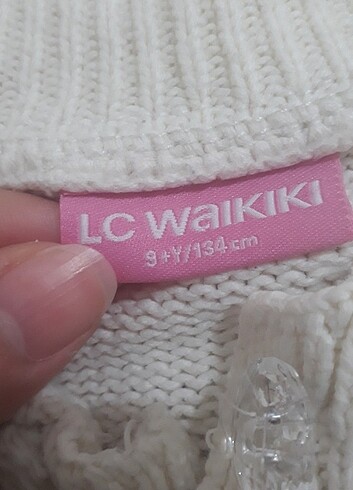 9 Yaş Beden beyaz Renk LC WAİKİKİ HIRKA
