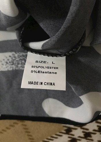 Siyah Beyaz Soyut Desenli Ofis Model Elbise - Görsel 7