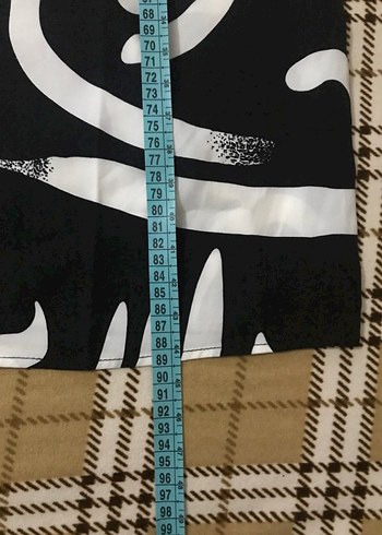 Siyah Beyaz Soyut Desenli Ofis Model Elbise - Görsel 9