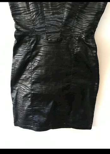 Siyah Desenli  Elbise - Görsel 3