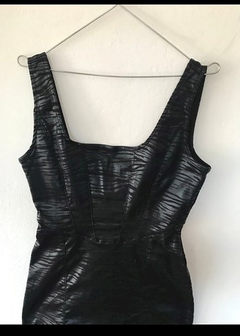 Siyah Desenli  Elbise - Görsel 4