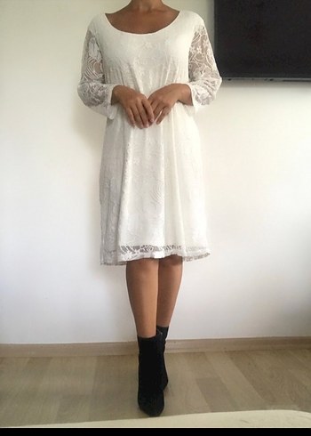 Yumuşak Güpür Muhteşem Beyaz Elbise - Görsel 2