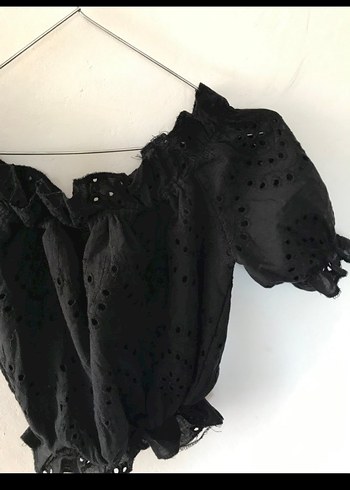 Siyah Suni Deri Şort Etek ve Fırfırlı Bluz - Görsel 17