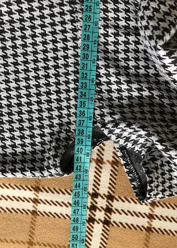 Gri Kareli Yüksek Yakalı Ofis Model Elbise - Görsel 8