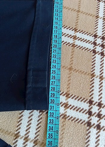 Siyah Kadın Bermuda Kumaş Şort - Görsel 9