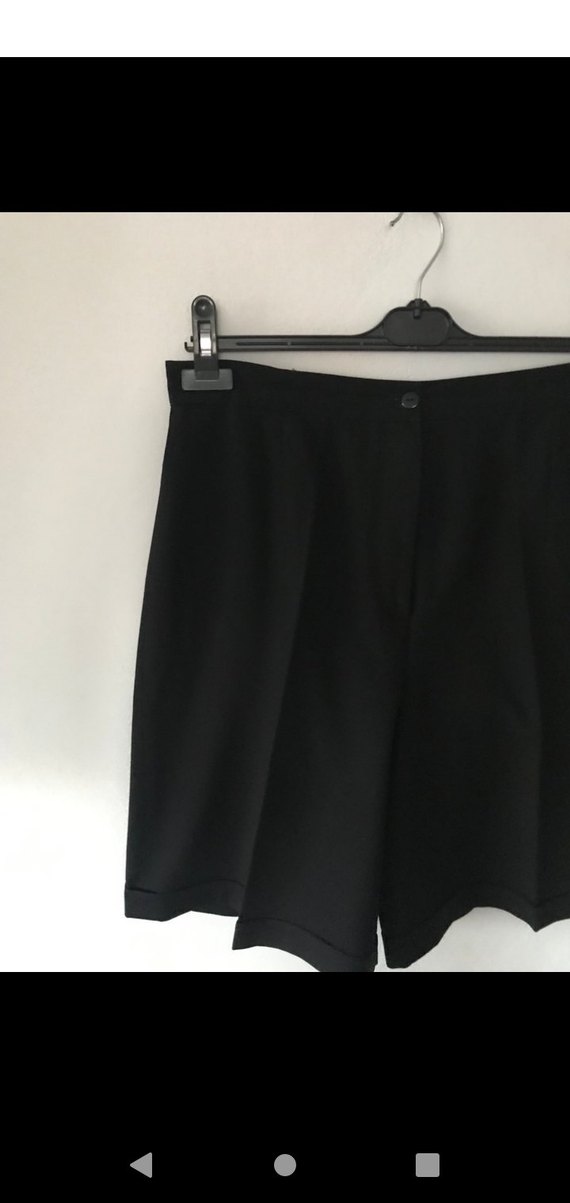 Siyah Kadın Bermuda Kumaş Şort - Görsel 5