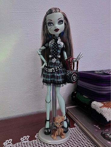 Monster High frankie stein w1