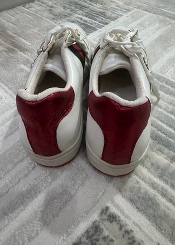 Beyaz Nakışlı Kadın Spor Ayakkabı - Görsel 2