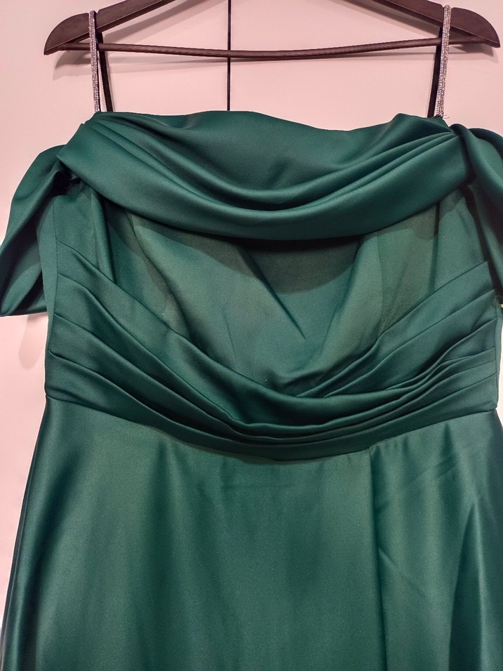 Drapeli Uzun Yeşil Straplez Abiye Elbise - Görsel 2